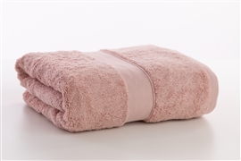 NEFRETETE Ręcznik ALPACA WARMTH 550 GSM 90x160 dusty pink